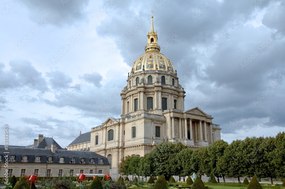 Paris landmark - Invalides Palace