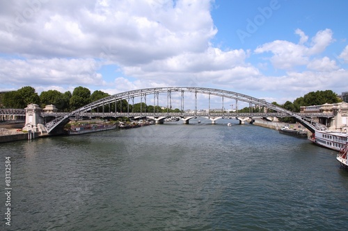 Paris bridge - Viaduc D'Austerlitz © Tupungato