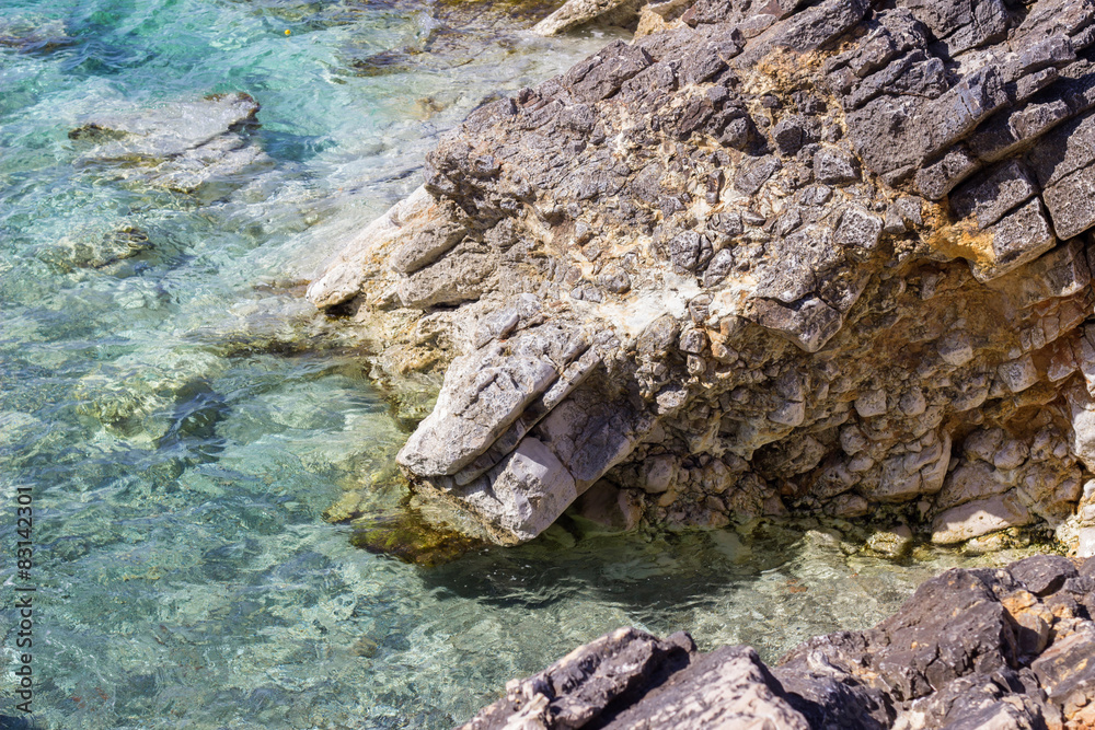 Fototapeta premium Rocky sea beach