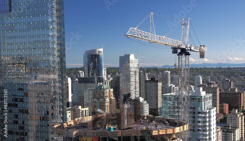 New construction of high-rise building in downtown 