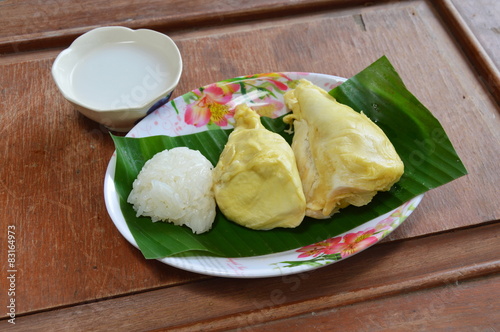 durian and sticky rice with coconut milk