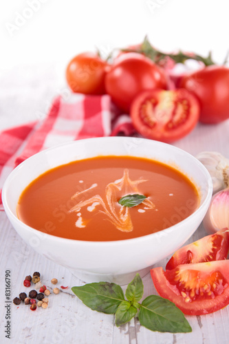 tomato cold soup