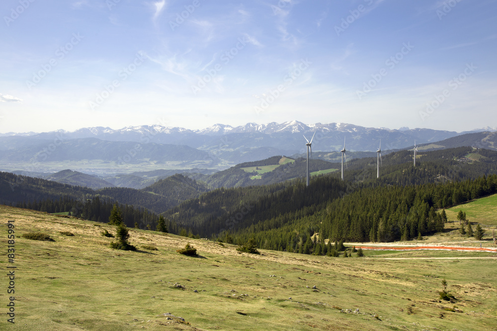 Windkrafträder auf der Stubalpe, Österreich