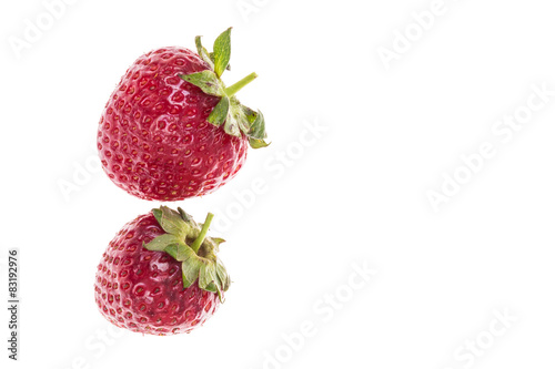 Fototapeta Naklejka Na Ścianę i Meble -  ripe strawberries on white