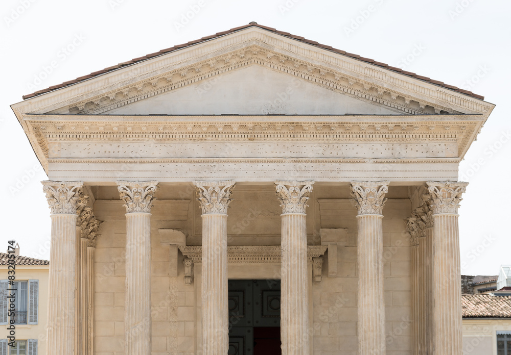 Obraz premium Maison carrée à Nîmes