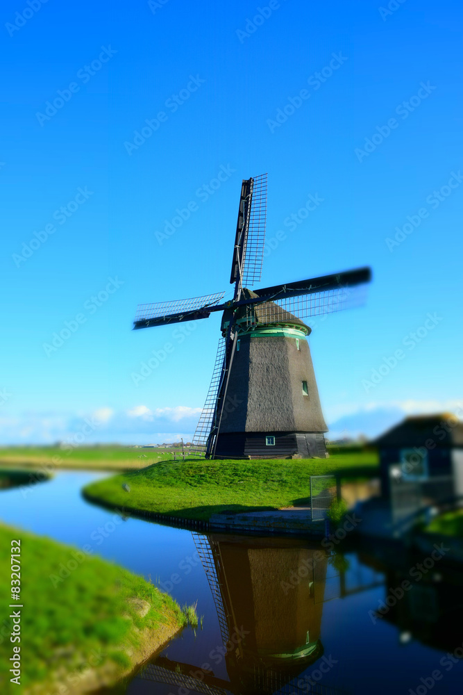 wind mill miniature effect