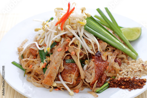 duck pad thai