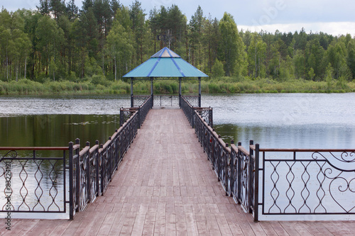 Foto Gazebo on the lake