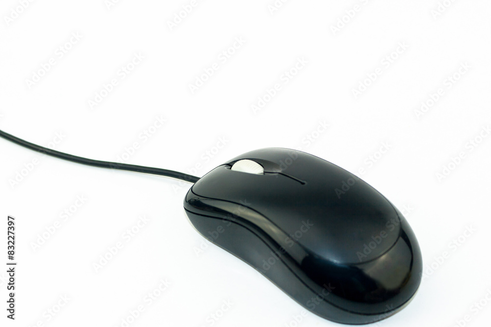 black wired mouse isolate