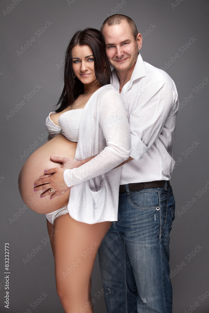 Fototapeta premium young pregnant couple