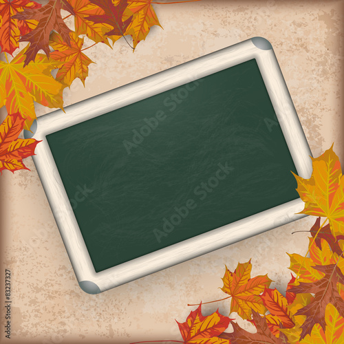 Vintage Hintergrund Herbstlaub Kreidetafel