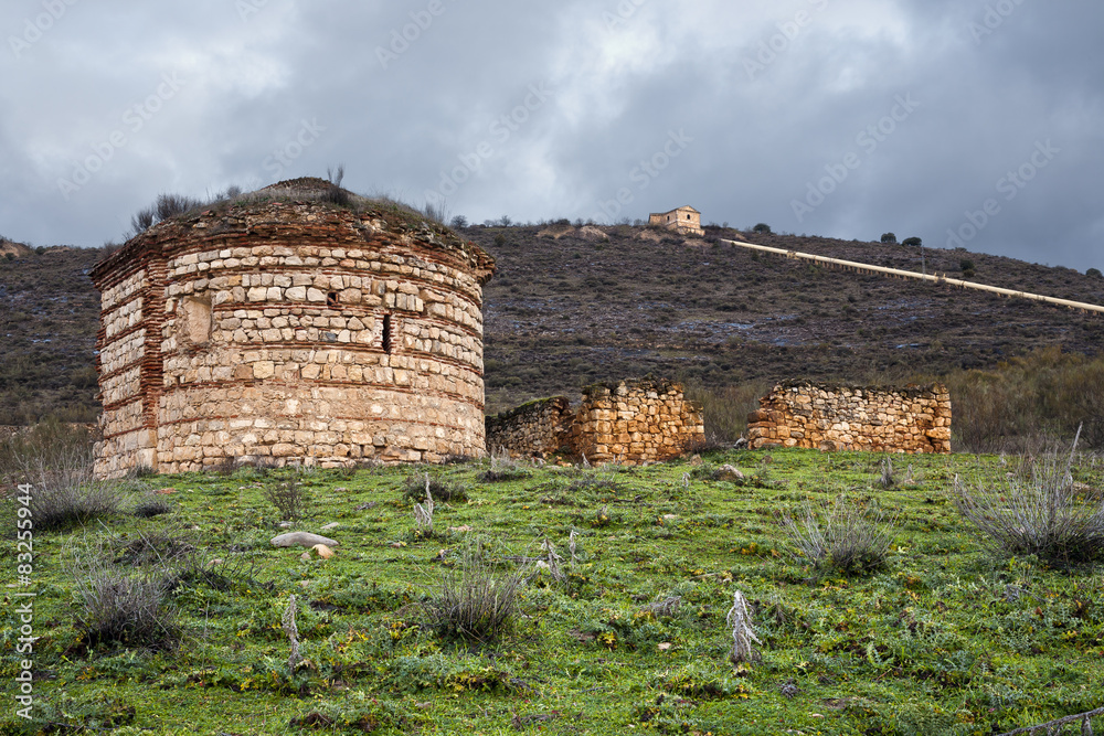 Ruinas en la Dehesa de la Oliva. Patones. Madrid