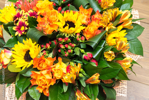 Fototapeta Naklejka Na Ścianę i Meble -  beautiful bouquet of bright flowers close-up