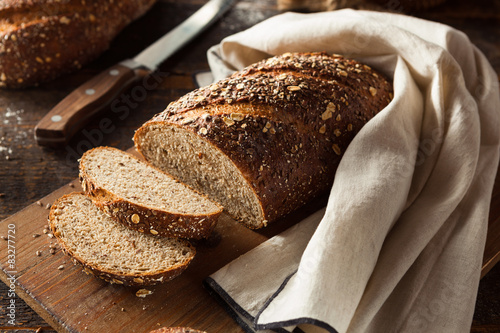 Tableau sur toile Organic Homemade Whole Wheat Bread