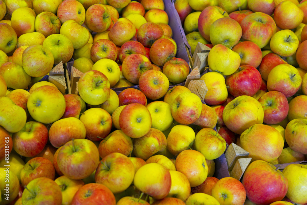 Äpfel auf einem Wochenmarkt