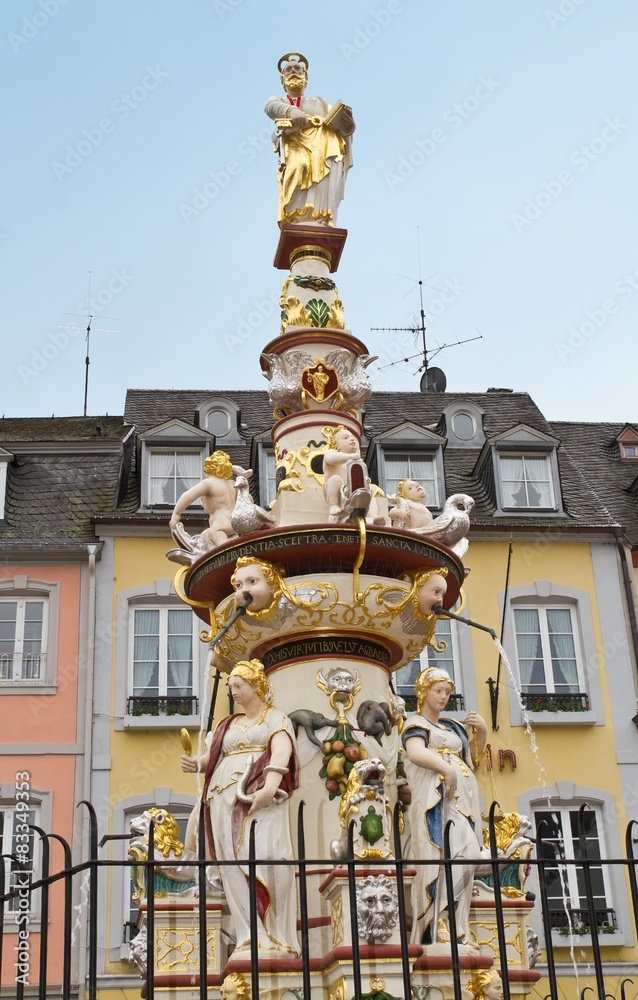 Obraz premium Petrusbrunnen in Trier