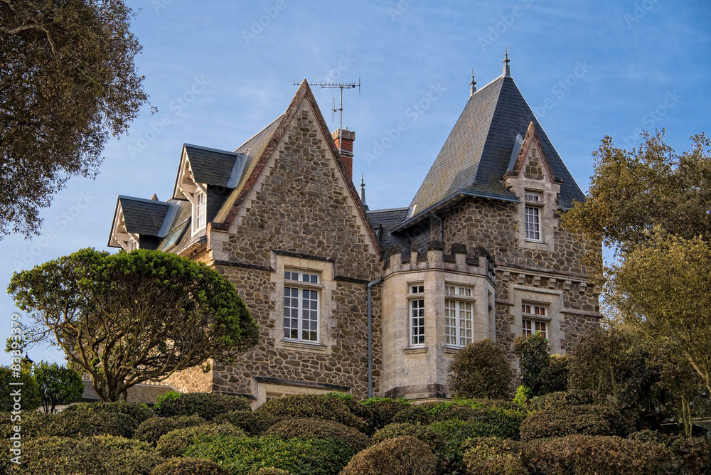 villa bourgeoise villa bourgeoise