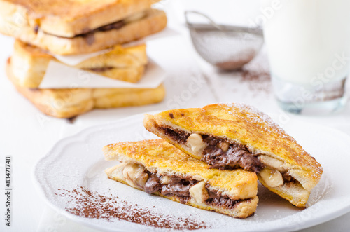 French toast stuffed with chocolate and banana