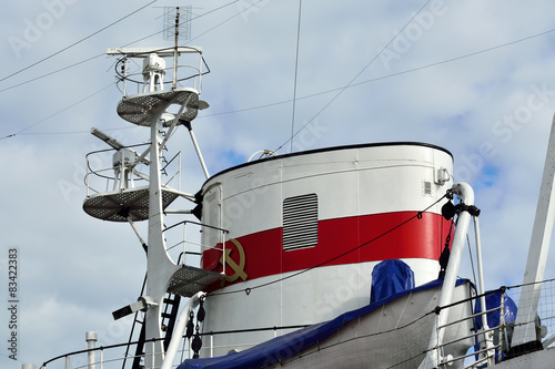 Tube and mast of the ship