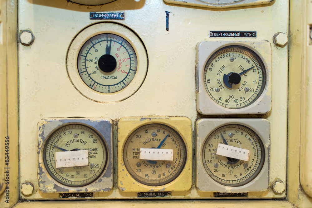 Naklejka premium Old gauges