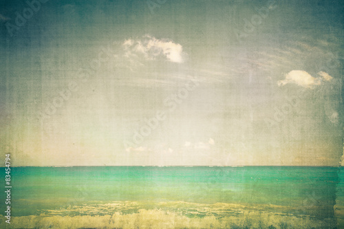 Ocean with vintage texture effect © littleny