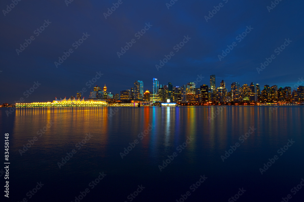 Vancouver Skyline - Blaue Stunde, Blick vom Stanley Park