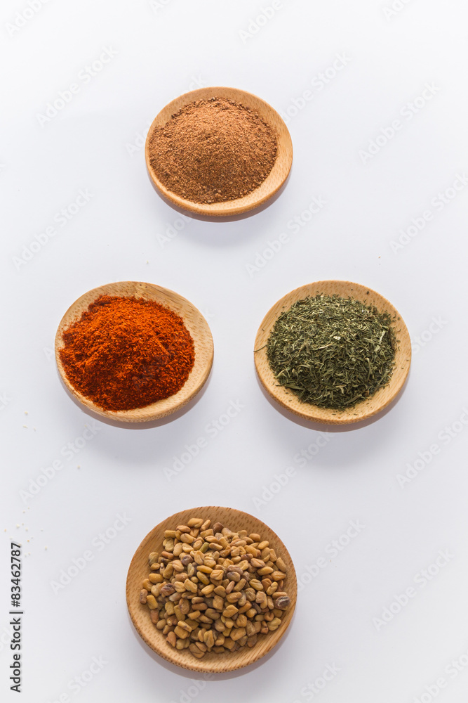 various spices to cook a variety of flavors
