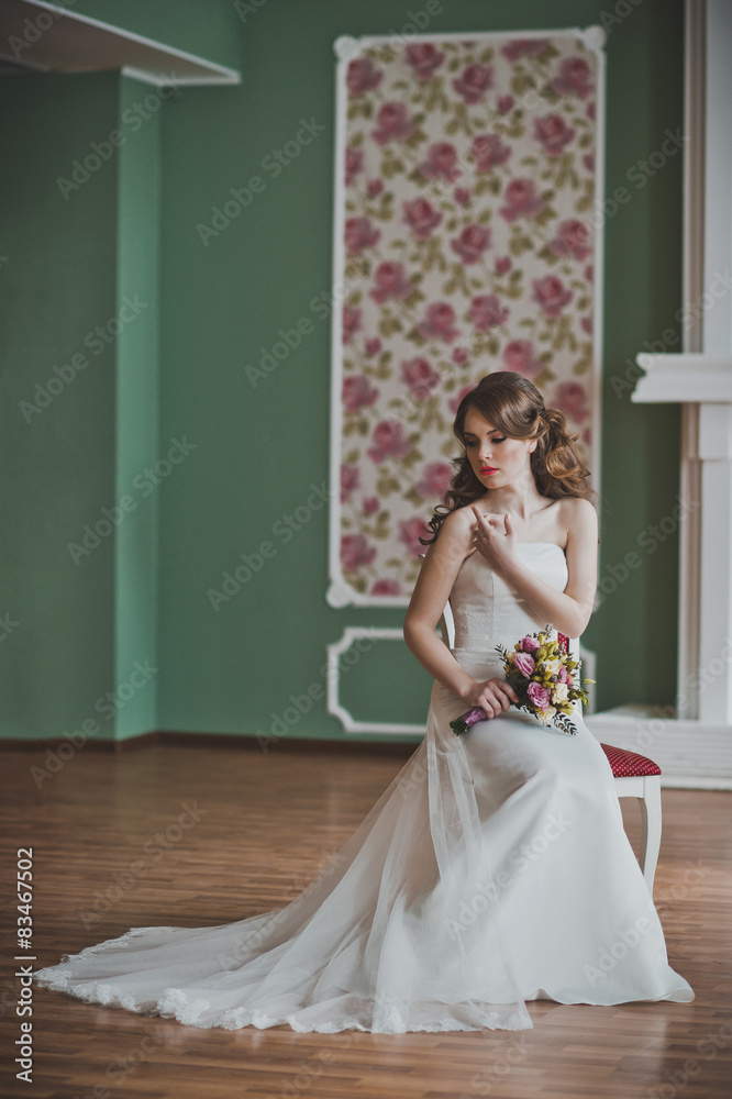Fototapeta premium Portrait of the girl to the utmost 2667.