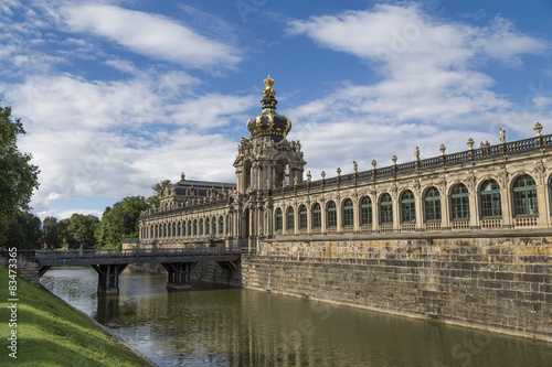 Gate Zwinger