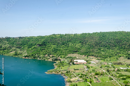 veduta del lago di nemi