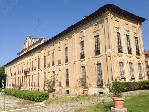 Villa Arconati photo