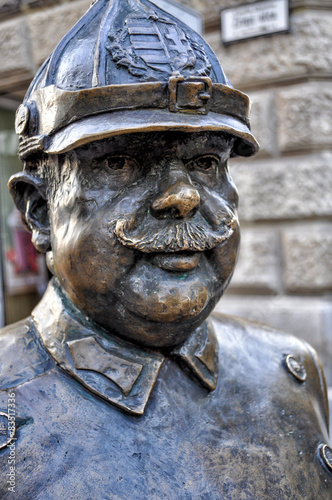 Statua del poliziotto photo