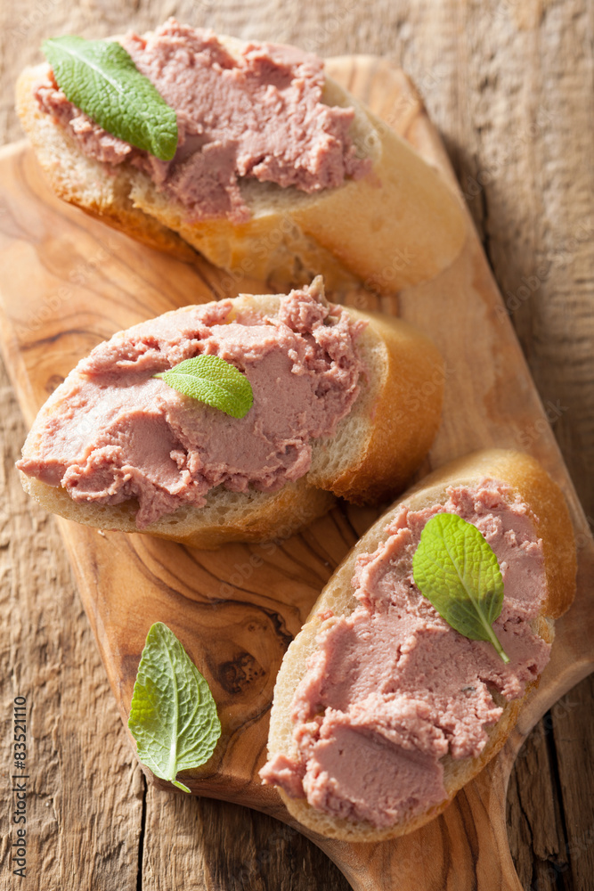 healthy chicken liver pate with sage on bread