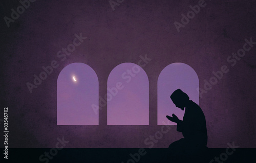 Fotografiet muslim in the night of ramadan