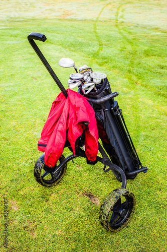 Wheeled golf bag