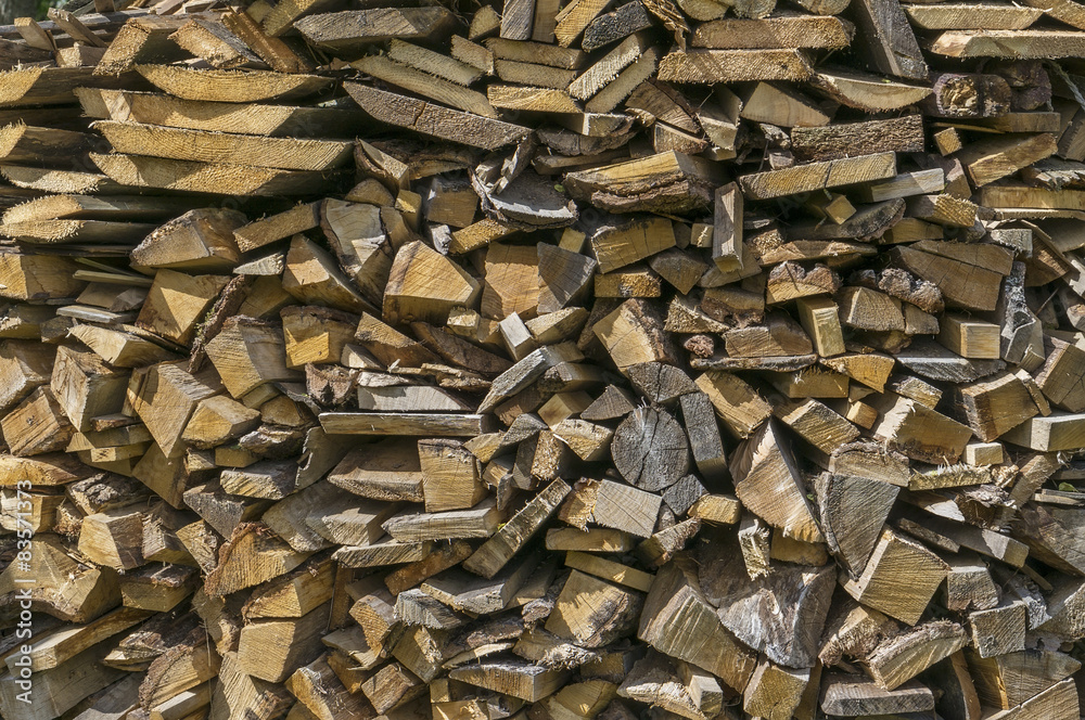 Wall of wooden firewood