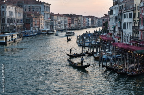 Gondeln auf dem Canal Grande | Venedig 