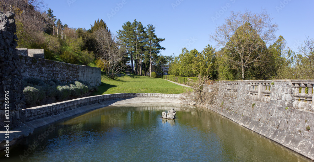 Naklejka premium Garden in Stanjel, Slovenia