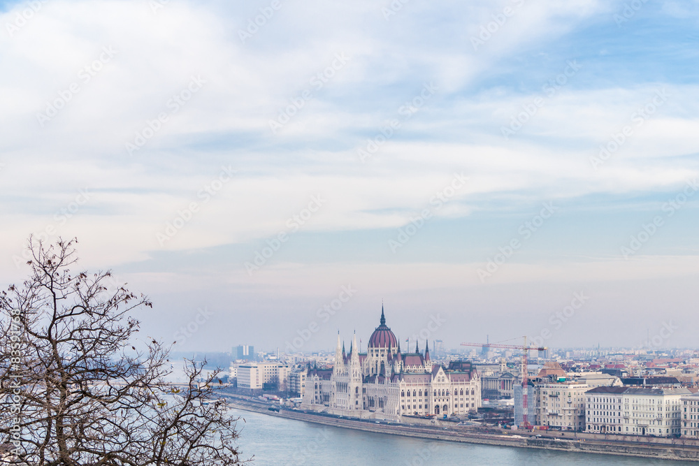 Obraz premium View of the Hungarian Parliament Building, Budapest, Hungary 