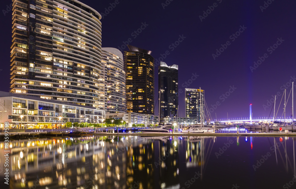 Fototapeta premium Modern apartments in Docklands, Melbourne at night