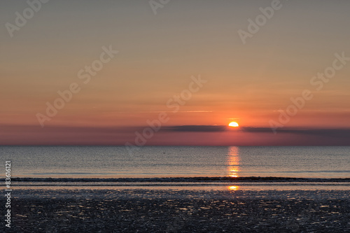 Sonnenuntergang an der Nordsee photo