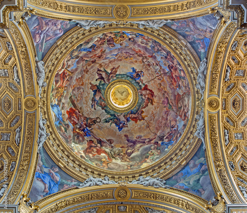 Fotografie, Obraz Rome - Trinity fresco in cupola of church Chiesa Nuova