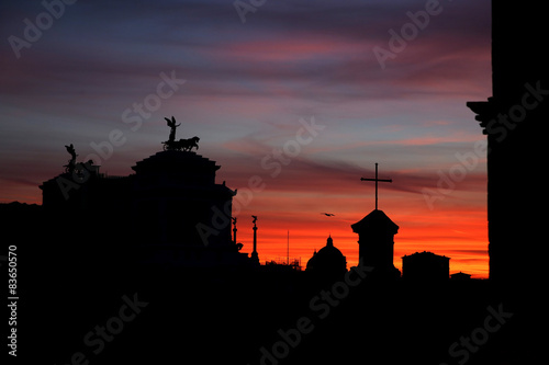 Giubileo della misericordia  panorama di roma al tramonto