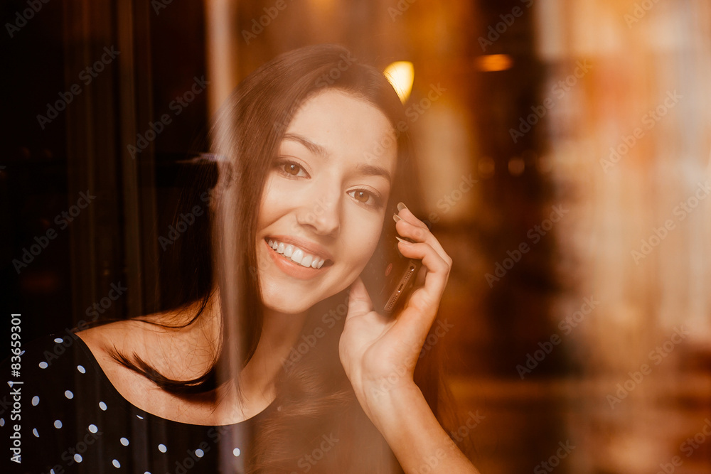 Fototapeta premium Beautiful girl talking