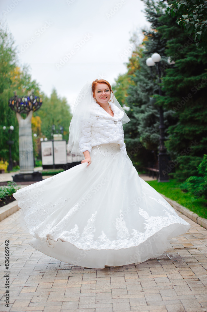bride outdoors bride outdoors