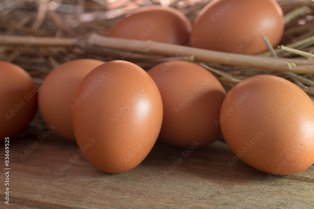 Eggs Eggs