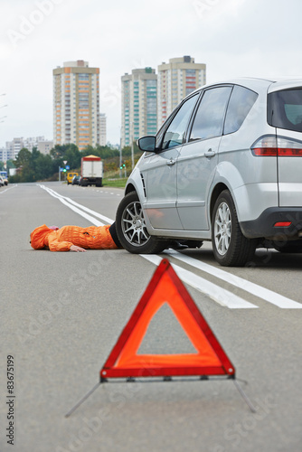 accident. knocked down pedestrian