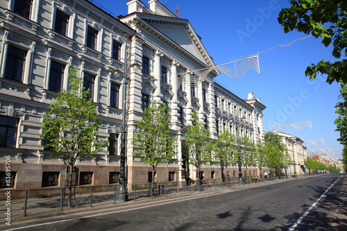 Building in the city center