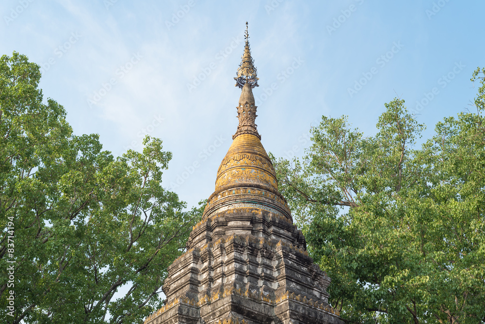 Fototapeta premium Pagoda at muensarn Temple, Chiangmai, Thailand
