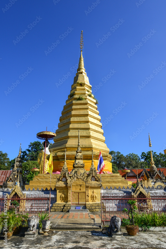 Fototapeta premium WAT PHRATHAT JOMJANG ,PHARE